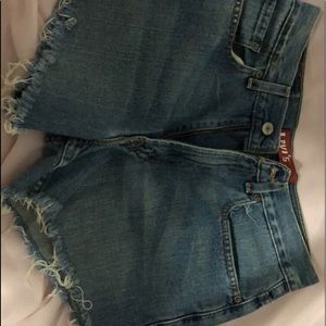 Levi’s cut off jean shorts